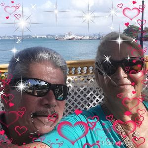 Meet your Posher, Gloria daniel